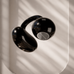 سماعات JBQ, JBQ Elevano, سماعات بلوتوث, سماعات لاسلكية, سماعات أذن لاسلكية, سماعات ستيريو, سماعات رياضية, سماعات مقاومة للماء, سماعات مقاومة للعرق, سماعات للجري, سماعات للجيم, سماعات مريحة, سماعات بدون أسلاك, سماعات بلوتوث مريحة للتمارين, سماعات ضد الماء للرياضة, سماعات بتصميم مفتوح, سماعات Open Wearable, Open Wearable Stereo, Open Wearable Earphones, Open Ear Earbuds, Bluetooth 6.0, Bluetooth 6.0 Earbuds, سماعات Bluetooth 6.0, تحكم باللمس, تحكم جانبي باللمس, Side Touch Control, سماعات للمكالمات, سماعات للعمل, بطارية طويلة, علبة شحن, Wireless Earbuds, Sport Earbuds, Workout Earphones, Running Earbuds, Sweatproof Earbuds, Waterproof Earbuds