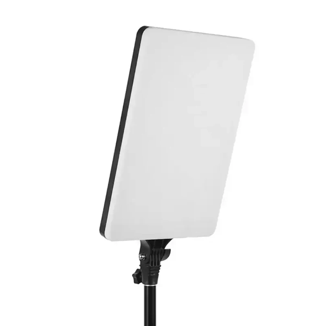 1775652837459 إضاءة تصوير PL-60, لوحة LED للتصوير, إضاءة استوديو احترافية, LED Fill Light 50*35, ستاند إضاءة 175 سم, إضاءة تصوير يوتيوب, لوحة إضاءة مع ريموت, تكنوفا للتصوير, أفضل إضاءة لصناع المحتوى, Professional Photography Light Oman.